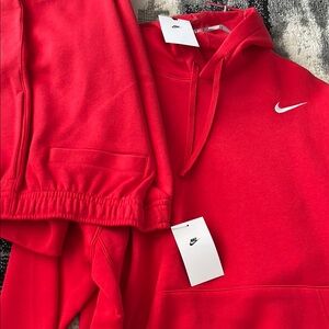 Men’s Nike sweatsuit XL